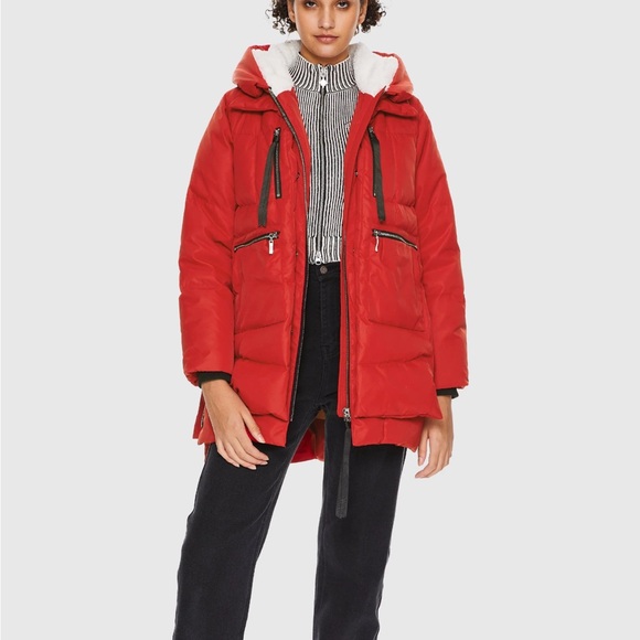 OROLAY NWT XS in red S in black - Picture 2 of 4